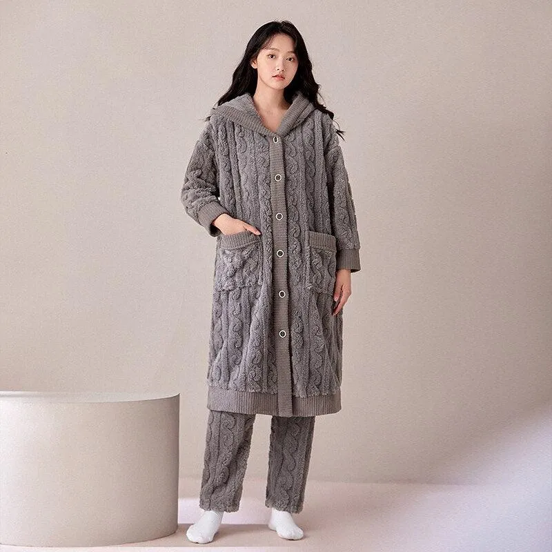 Cozy Elegance: Plush Coral Velvet Women's Bathrobe for Winter Relaxation