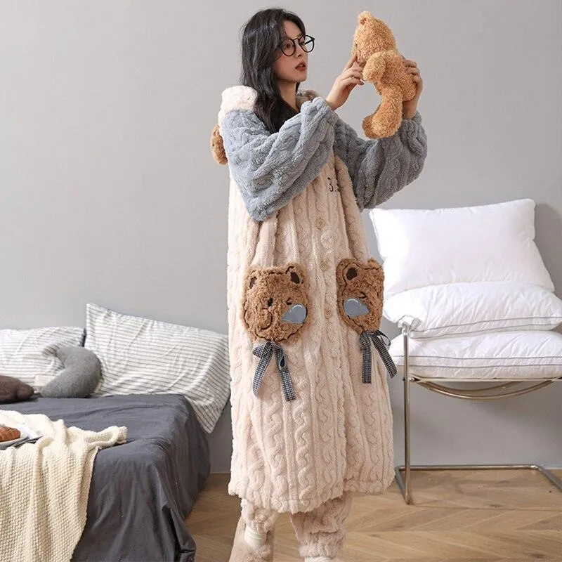 Cozy Elegance: Plush Coral Velvet Women's Bathrobe for Winter Relaxation