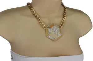 Gold Metal Chain Link Big Geometric Botton Charm Short Necklace