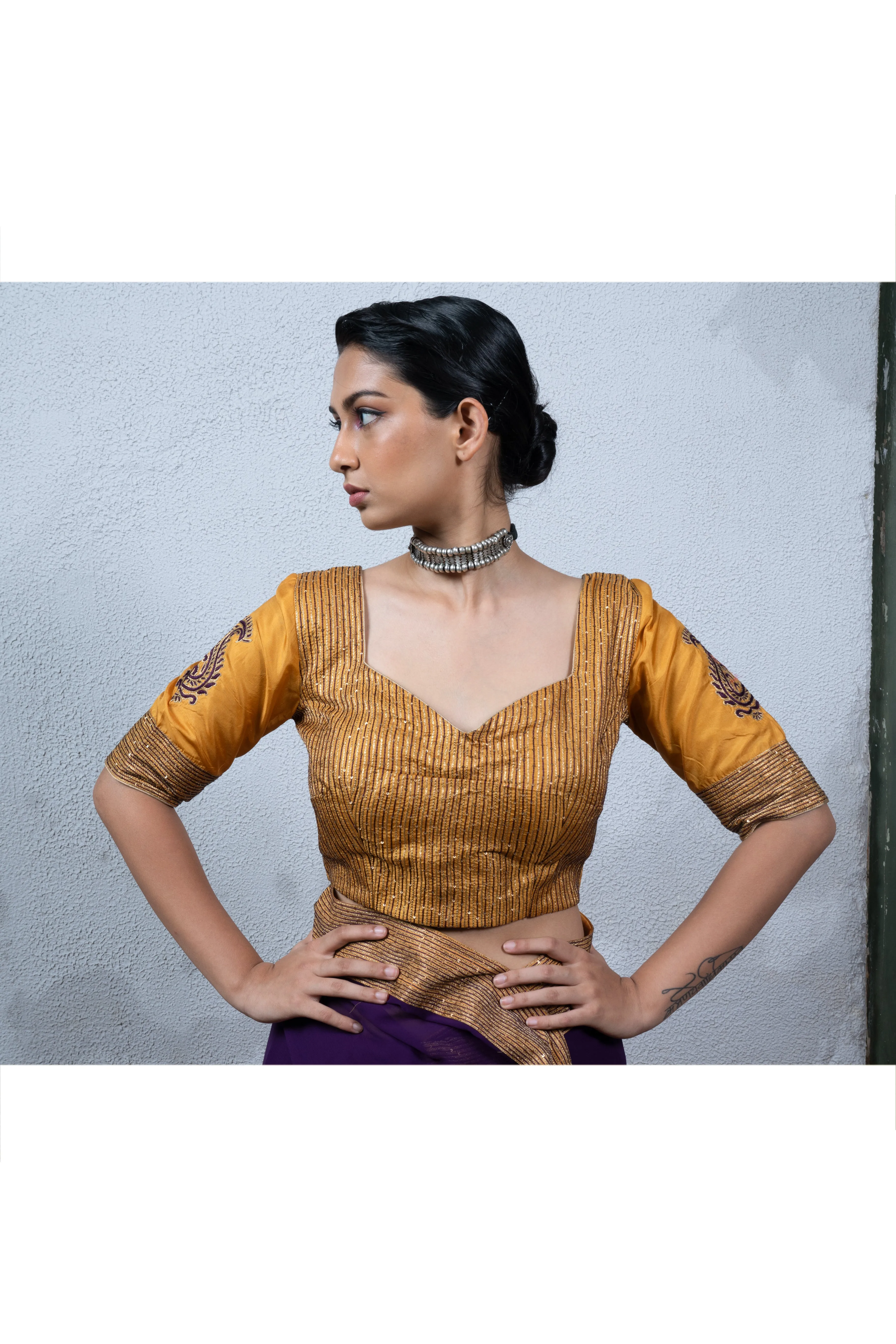 Jaji: Violet Saree