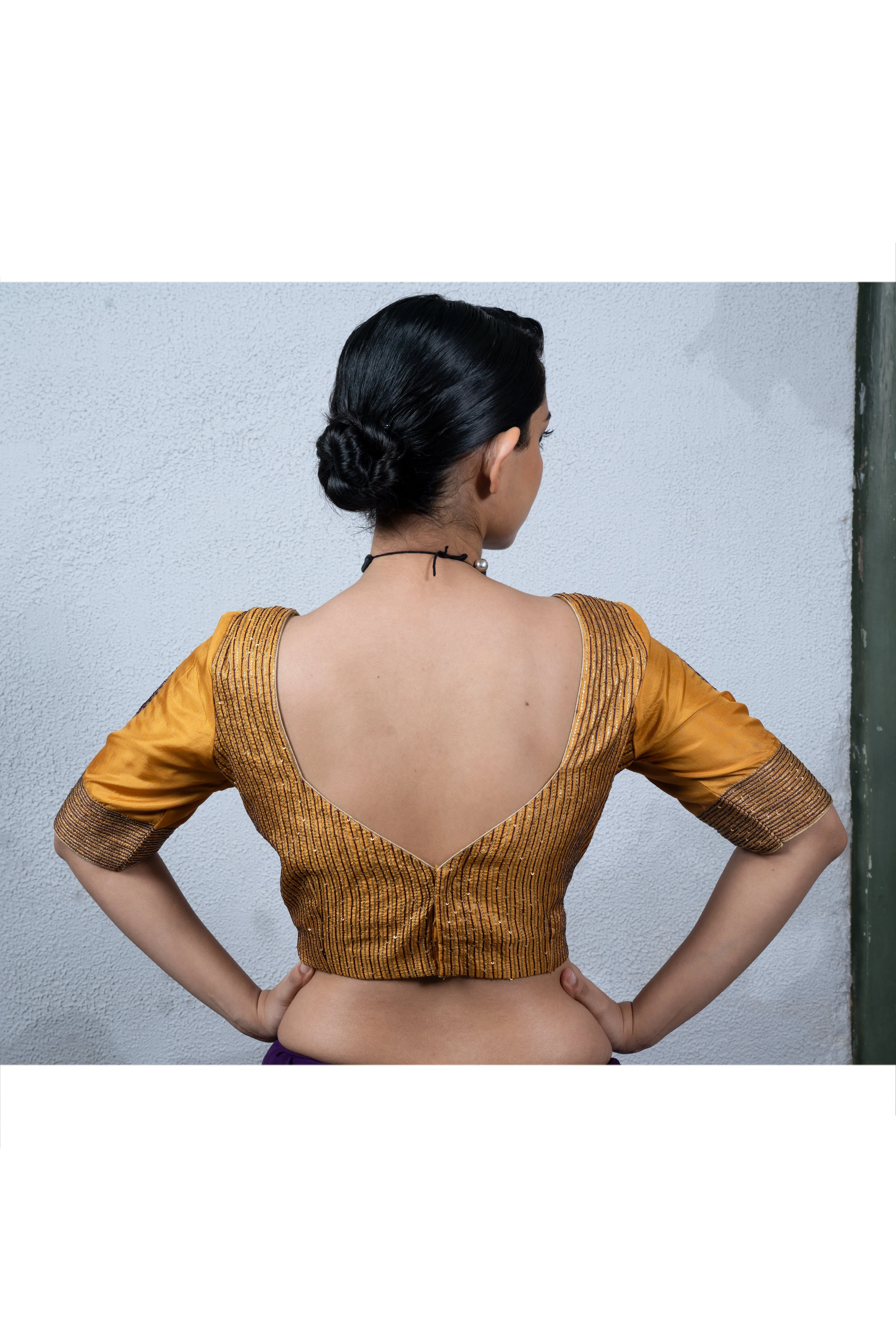 Jaji: Violet Saree